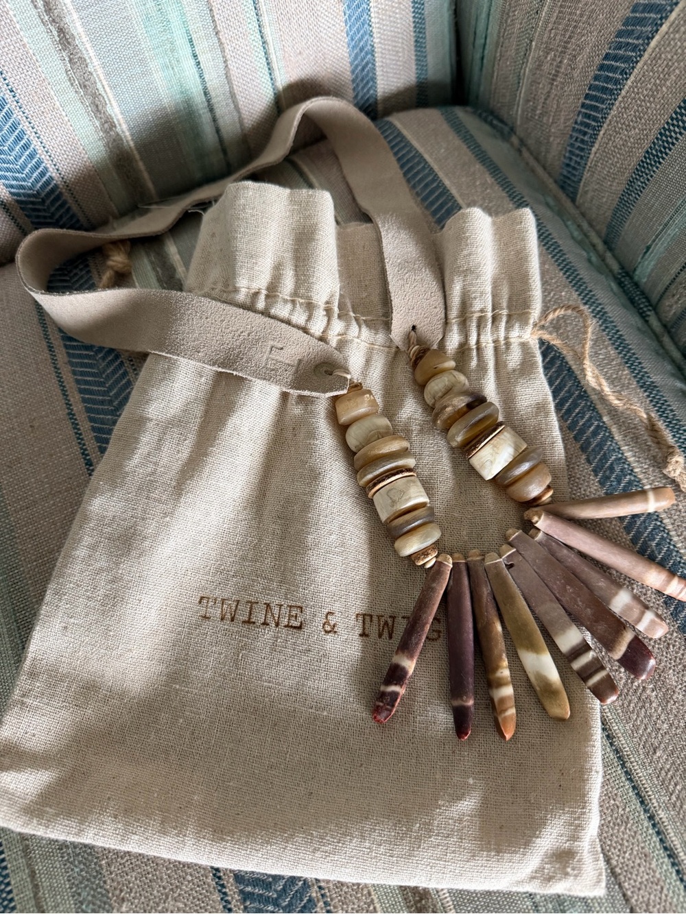 Twine & Twig Spiney Shell Natural Shell Statement Necklace in Brown and Cream - Picture 2 of 2